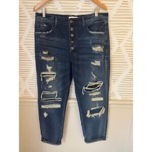 NWT Vervet Women’s Size 31 Distressed & Patched High Rise Boyfriend Jeans